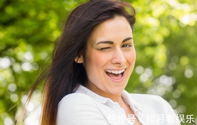 身体|女性开始衰老时，身体会出现“3松2大1臭”，若都不占，值得庆贺