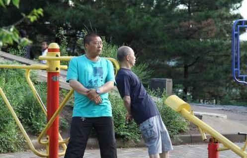 人群|中老年人经常在早晨锻炼,对健康是好是坏?答案真是让人意外