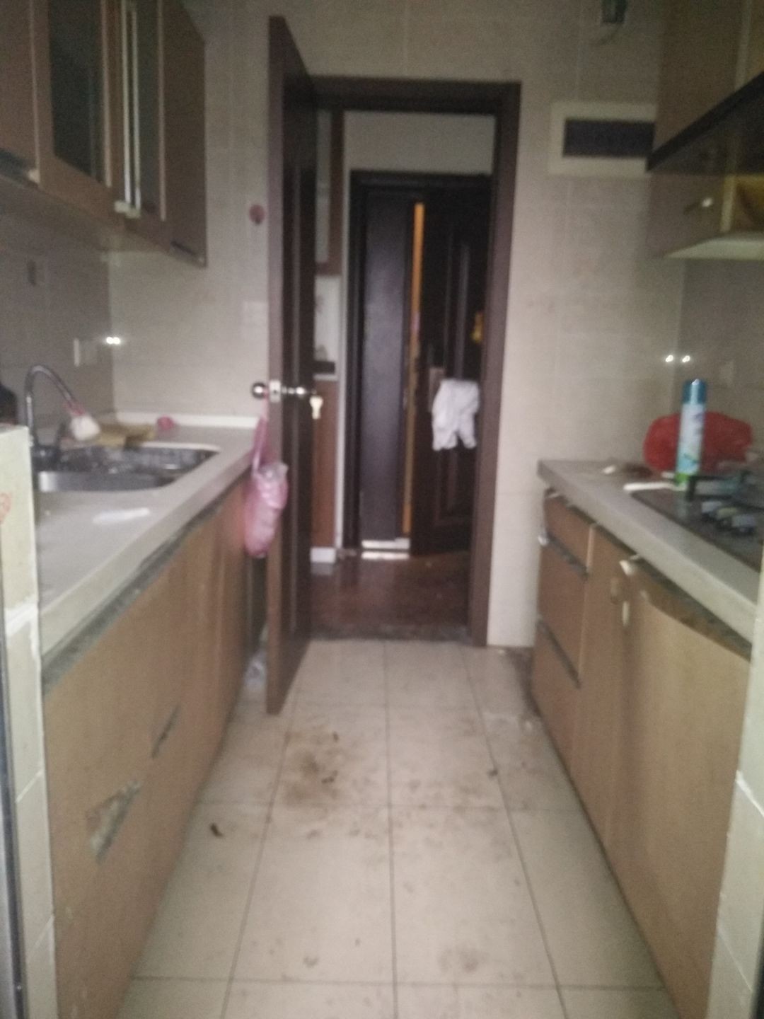 二手房|为孩子上学购置的二手房,从满屋狼藉到光彩夺目,只花费了25万元