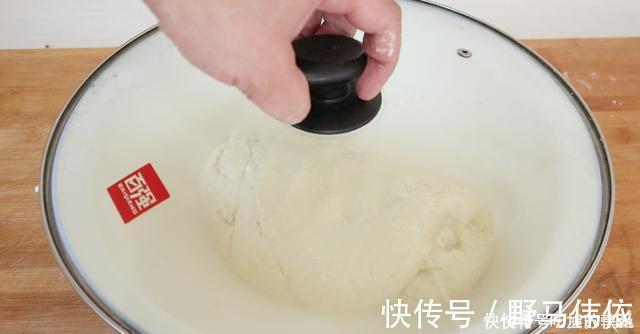 外婆30年的烙饼诀窍，全程详细教你，烙出的饼柔润不发硬，超好吃