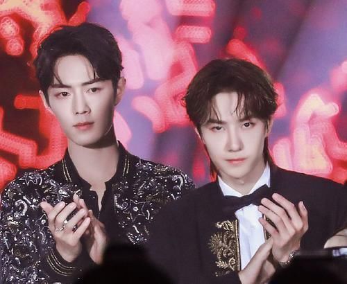 星光|星光大赏:肖战票数太抢眼!与第二名的王一博差出1200多票