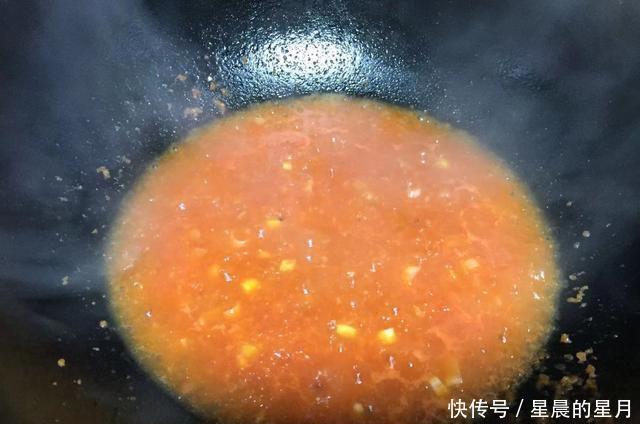 番茄|天冷自己在家吃火锅,做法简单、有荤有素吃到撑,成本不过30元