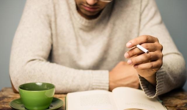 赌博#“人贪4样,一生白忙”,贪心是人的天性,但这4种东西劝你莫贪