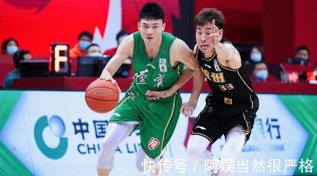 杨鸣|辽宁男篮拒绝交易!争议后卫留队成功,杨鸣再给他一次机会