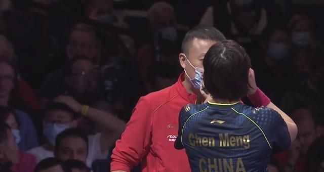 比分|4-0!陈梦大爆发,闯进世乒赛4强,日本美女撇嘴,马琳起立鼓掌