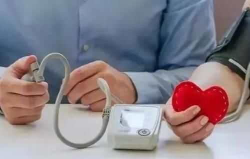王大哥|降压药一旦开始吃，就不能停药？辟谣：这4种情况下可停