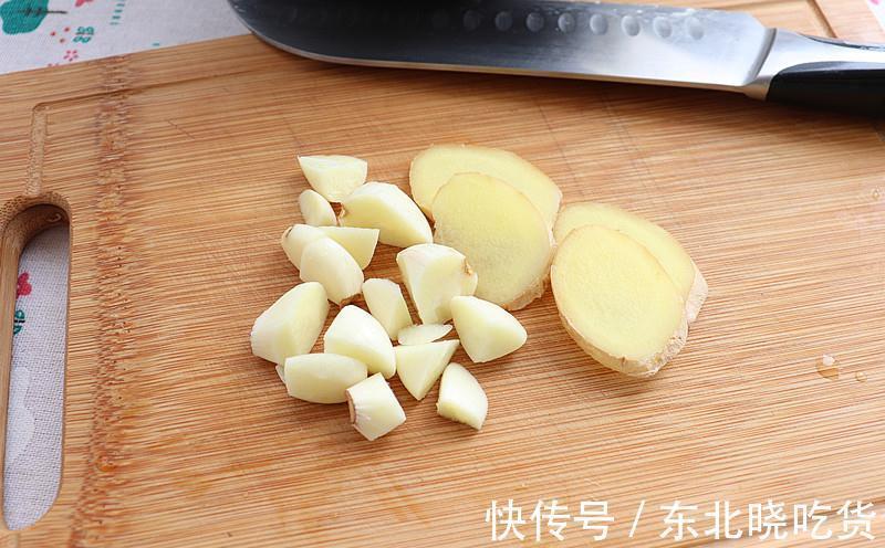 大人孩子都爱吃的照烧鸡腿,自己在也能做,鲜香软嫩,味道真赞