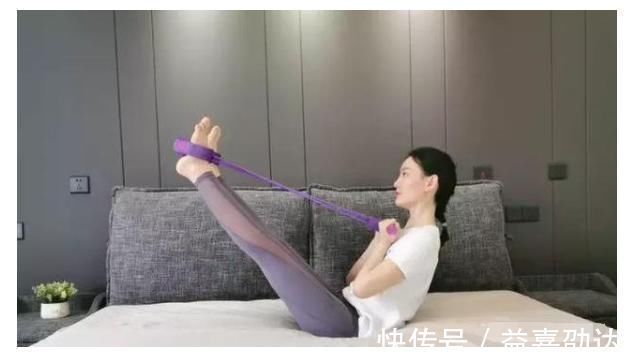 风潮|73岁帅气大爷,身材强壮肌肉有型,可谓是引领一代人的健身风潮