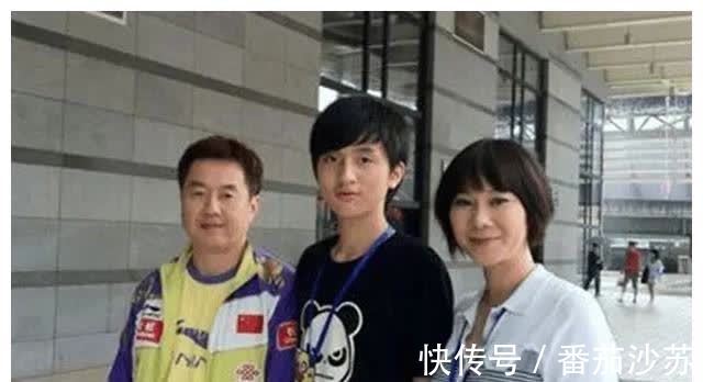 女乒|女乒教练施之皓,开除世界冠军郭跃引争议,娶小22岁弟子重回上