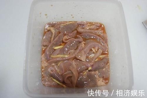 家常菜|明目补血的菜品，好吃又不贵，不要错过的一道家常菜