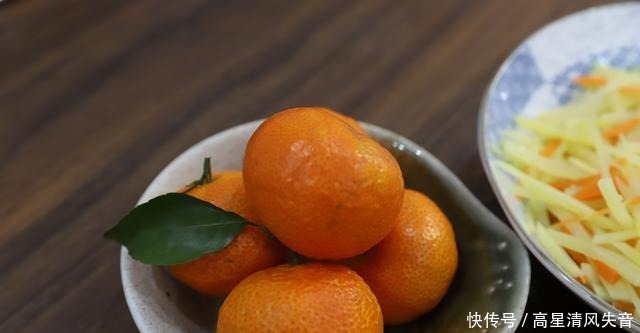 晒晒我家孩子的早餐,色彩丰富,味道可口,比路边摊还好吃