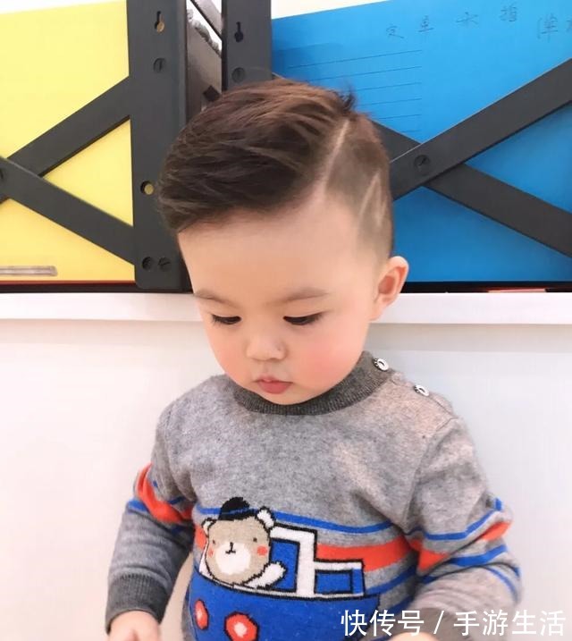 飞机头 3到10岁小男孩发型怎么剪剪完这四种,谁知这么帅!