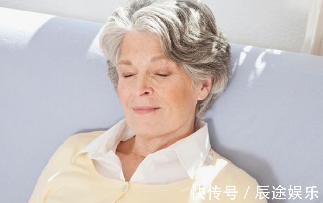 中老年人|百岁老人的长寿秘诀:好睡眠排最后,排第一位的可能很多人想不到
