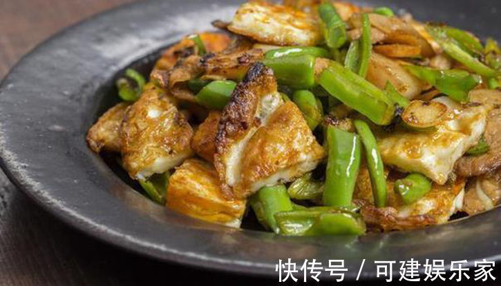 五花肉|人到中年想长寿,不妨多吃三种美食,美容减肥,清理体内毒素