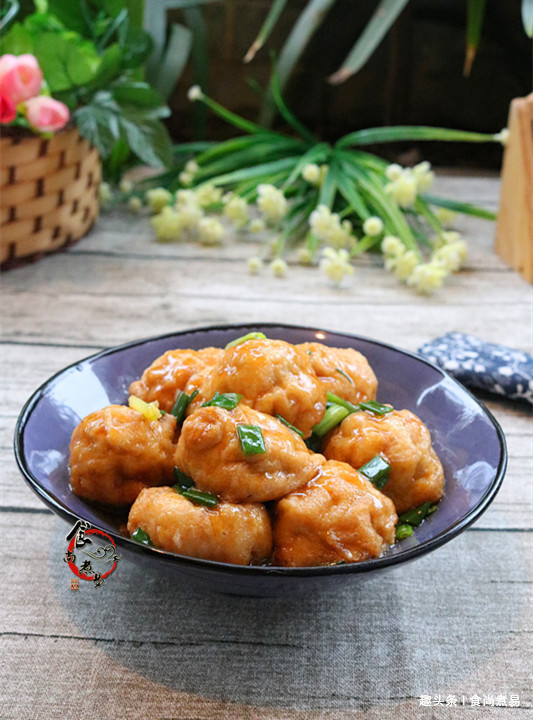 豆腐泡此做法，高端大气，饱满多汁百吃不厌，多数客家人都尝过