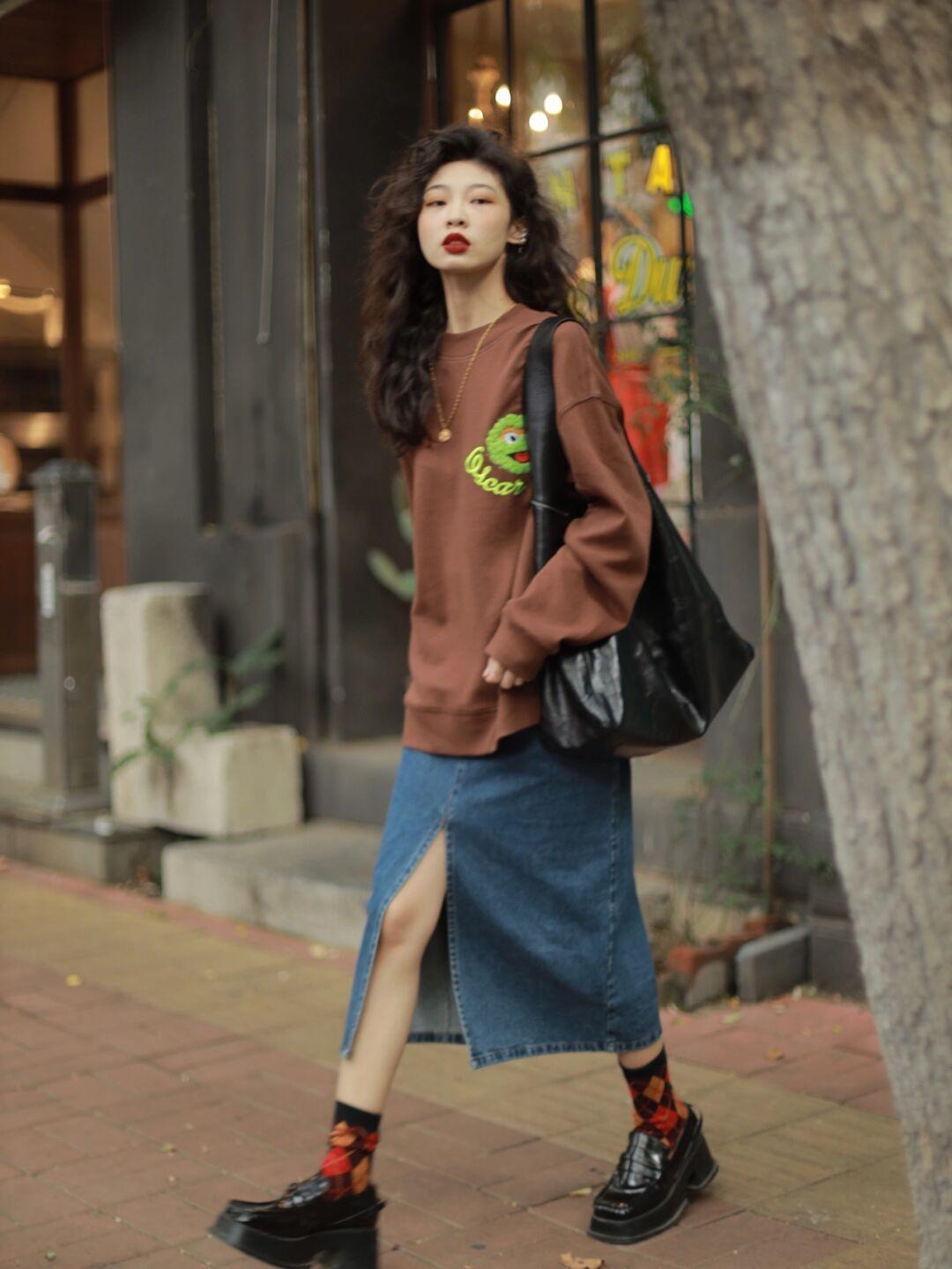 卫衣 冬天穿“卫衣”就选这几款,日常舒适又百搭,普通人也能驾驭