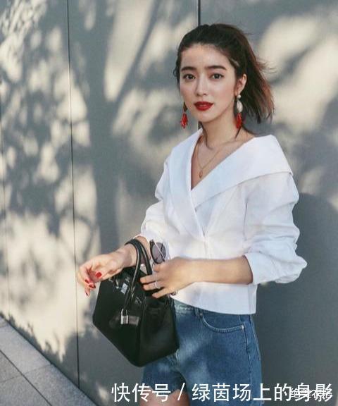 五官最美、长相惊艳,日本模特的“大气熟龄风”穿搭,太让人喜欢