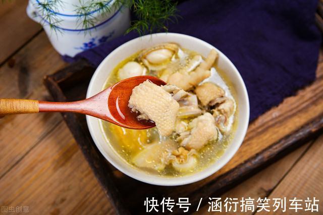 腥味|炖鸡汤时，直接下锅炖可不行，教你正确做法，汤鲜肉嫩无腥味