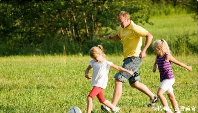 生长发育|这些因素决定孩子的生长发育,家长对照看看,你家孩子缺什么