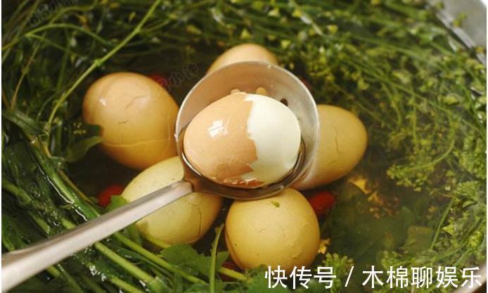 荠菜|鸡蛋和荠菜一起煮,每天吃一个,女性腰不疼了,男人肾功能更强大