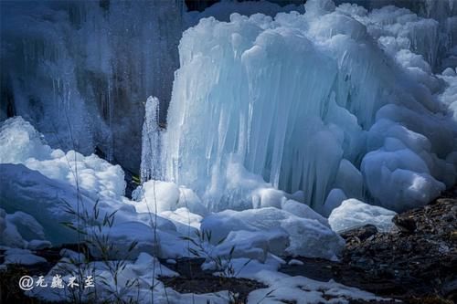 界河|卧龙关冰瀑，号称完爆虎牙，只因这里生活着大熊猫和雪豹吗