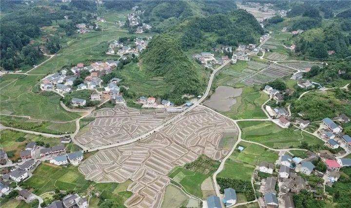 大国重器|六盘水2个景点入选“建党百年红色旅游百条精品线路”！