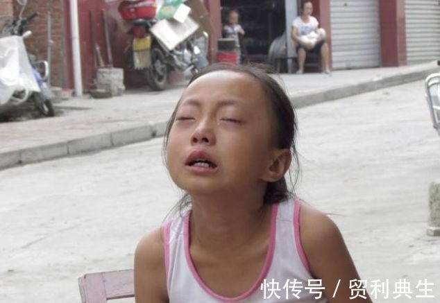 小棉袄|家里有女儿的家庭,这4句话即便烂肚子也不说,就算开玩笑也不行