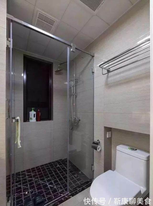 推拉门|卫生间就这样装非常漂亮,洗澡也方便,一天连洗三次都不过瘾