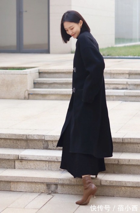 气质|再冷也不能乱穿衣,气质女性给自己买这4件外套吧,时髦有气质!