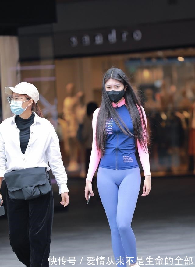 小蛮腰|长袖运动上衣搭配紫色瑜伽裤，修身时尚，活力四射