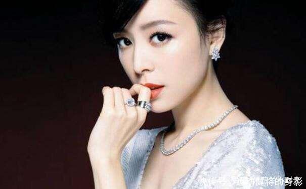 ÉíÉϲ»Ï²»¶Åå´÷ÈκÎÊÎÆ·£¬ÊÖ±í¡¢½äÖ¸¡¢ÓñµÈ£¬ÕâÊÇÒ»ÖÖʲôÐÄÀí