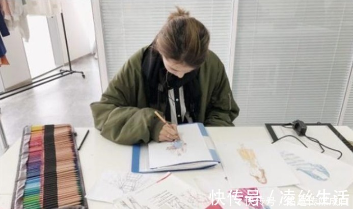 父母|变形记16岁女孩,每天的花销上万、吃饭要人喂,如今变化如何?