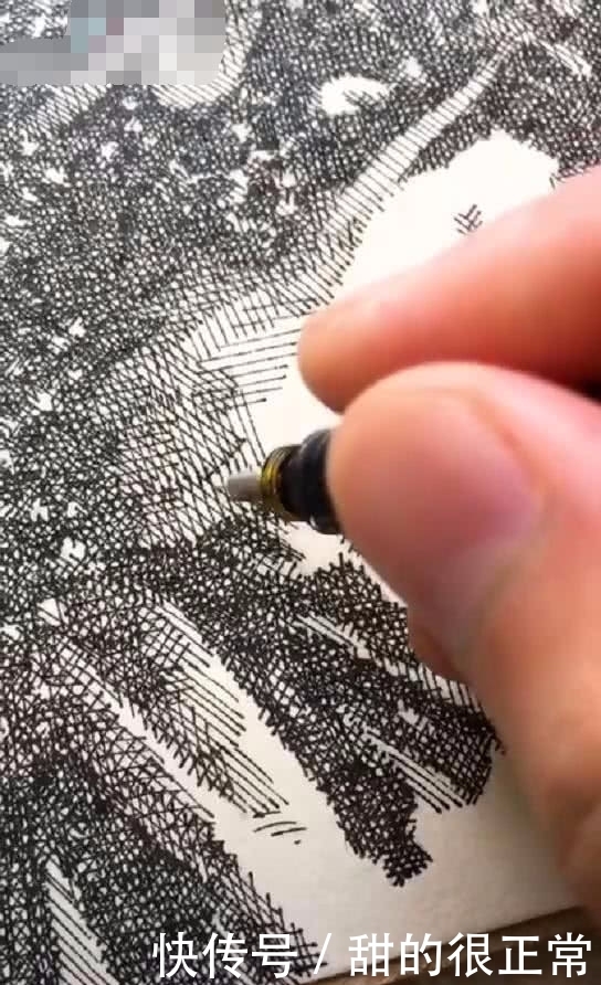 画叉|奇闻:高手在民间,艺术家用画叉的方式作画,画完时让人眼前一亮