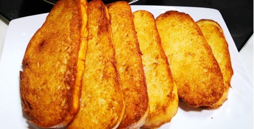 不费|炸馒头片时,直接下锅炸就废了,这样做,既简单又香脆,还不费油