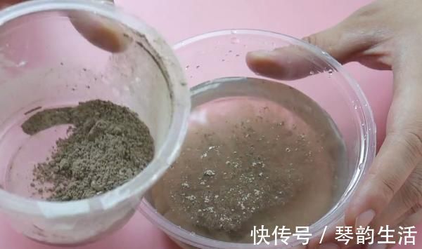 蚊香|蚊香灰别倒掉了,加点花露水,解决了家家户户的烦恼,太实用了