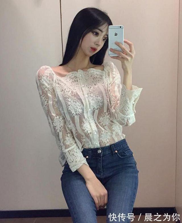 出身材 身材窈窕的女神,搭配牛仔裤,完美展现出优雅的女神气质