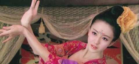 床上|赵飞燕勾引汉成帝的五大独门绝技,皇上最后还是死在了赵合德床上