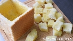 这款冰火两重天的甜品,有吐司就可以做!