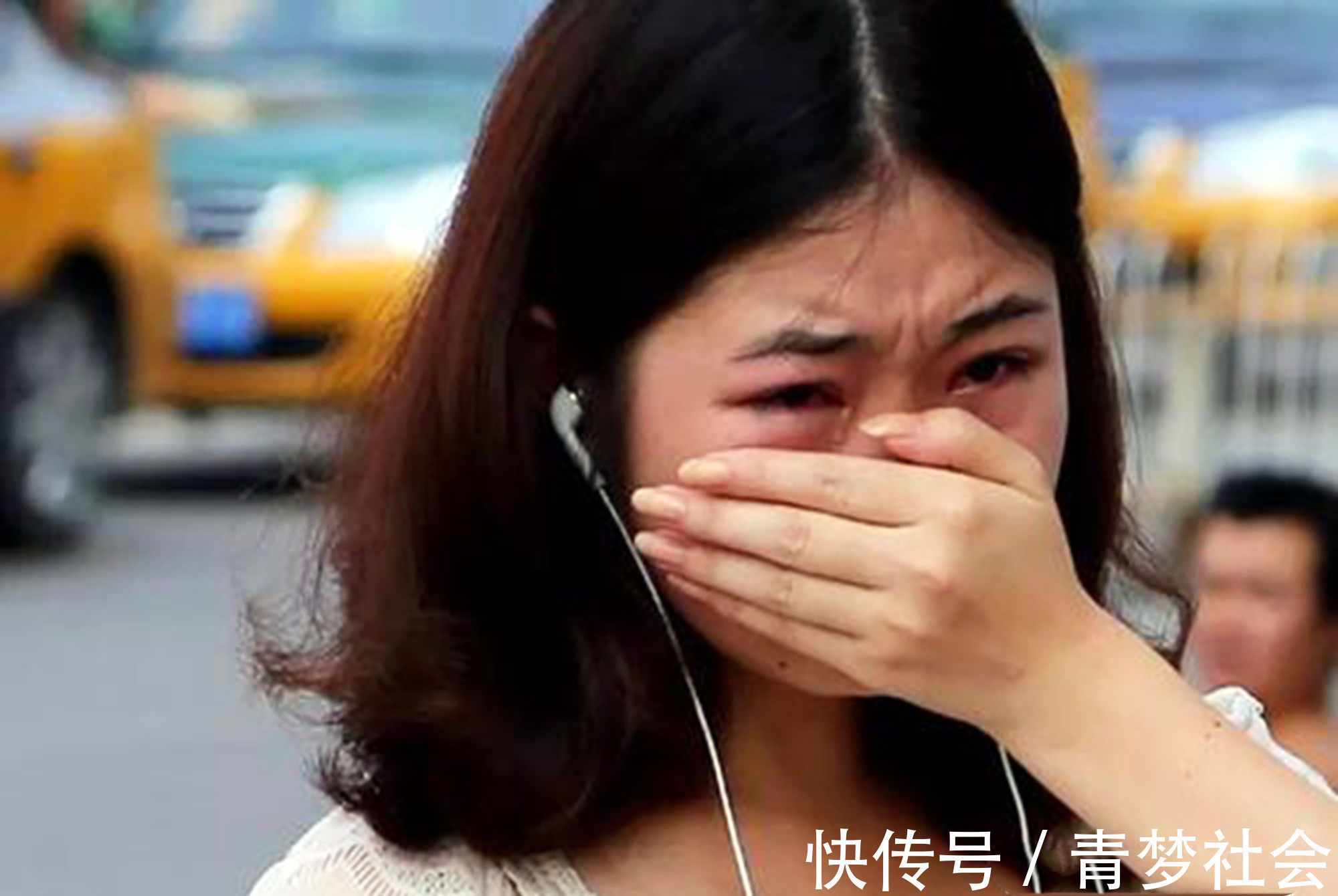 巴金|孩子是不是“疼妈妈”?从小就能看出来,四种表现错不了