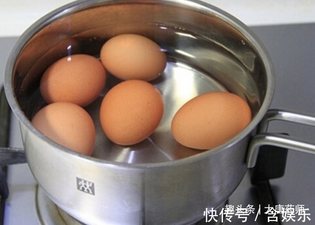 差别|每天吃鸡蛋的人,和不吃鸡蛋的人会有什么差别看完再决定吃不吃