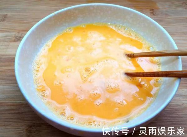 红薯除了烤就是蒸不如炸成红薯球,外焦里嫩超好吃