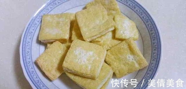 糖醋脆皮豆腐,在家自己就能做,酸甜爽口,家人孩子喜欢