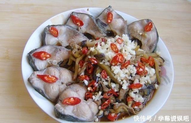 加料酒|草鱼最过瘾的吃法，比酸菜鱼水煮鱼还好吃，做4斤大鱼，上桌就光