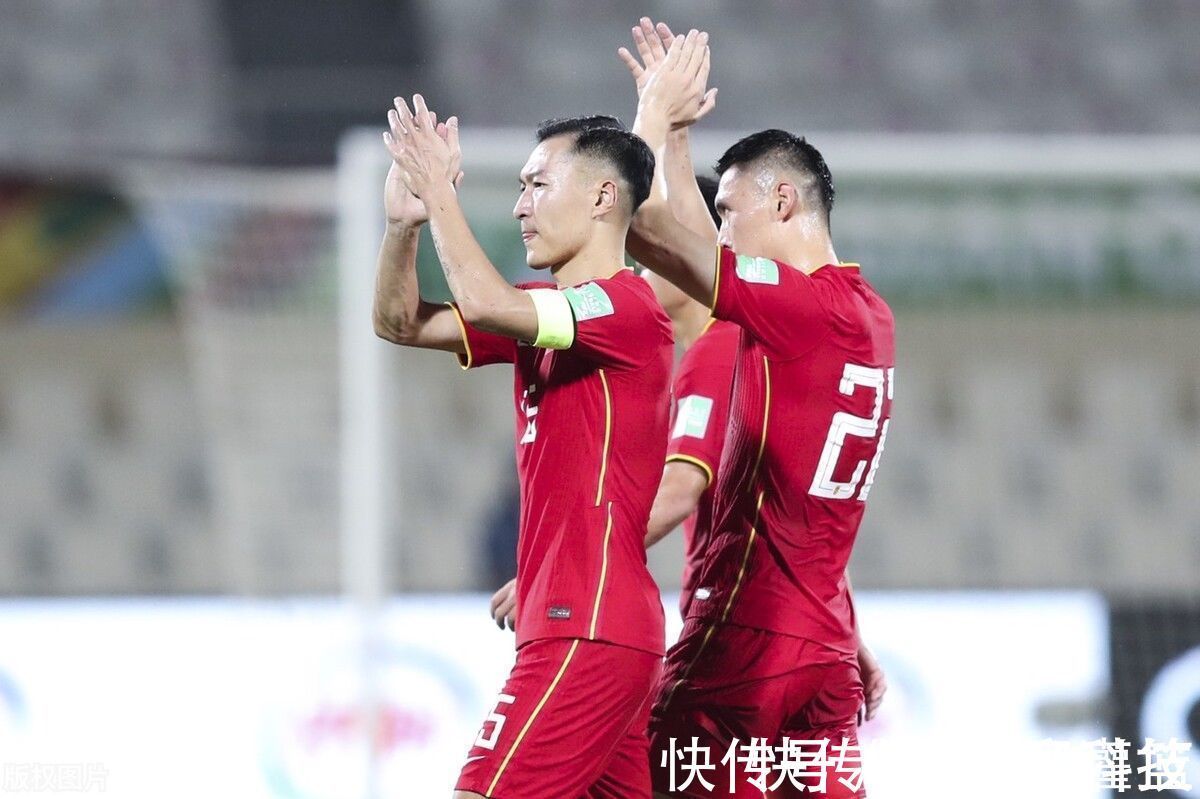 吴曦|3场丢6球!国足防守排12强赛倒数第二 从2-0到2-2到底发生了什么?
