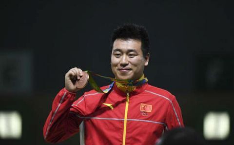 道德底线|向佐怒怼CNN没有道德底线，借奥运首金抹黑中国，是触碰到了底线