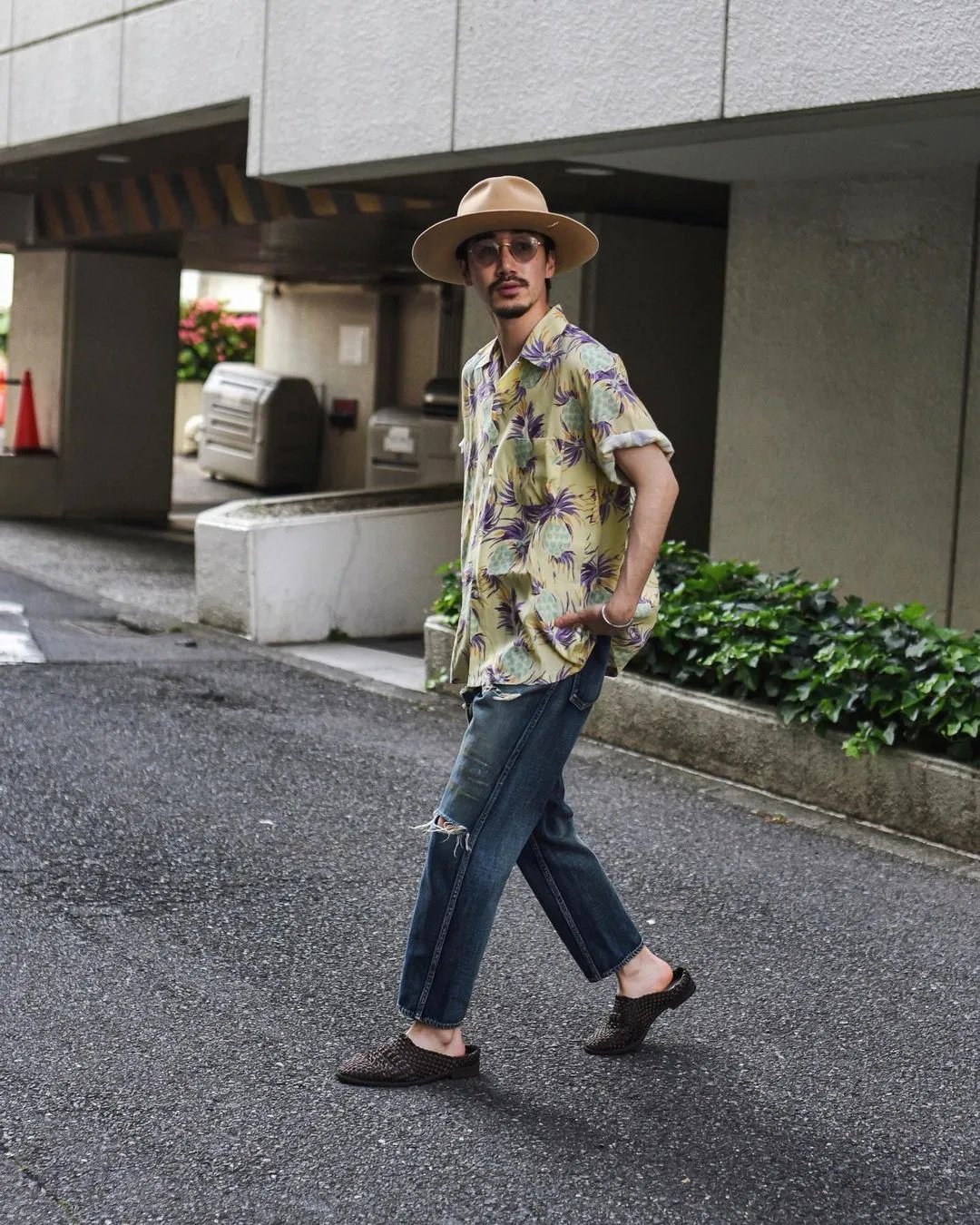 平庸|烂大街≠平庸，手把手教你将「古巴领衬衫」穿出不同风格