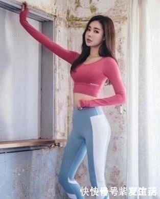 大长腿|大长腿的小姐姐搭配打底裤,潇洒又不失优雅,格外好看