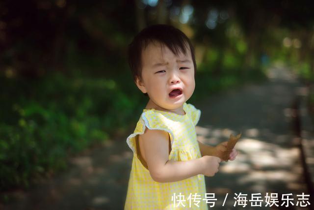 孩子|为什么宝宝一见到某个人就会突然大哭并非迷信,父母要心中有数