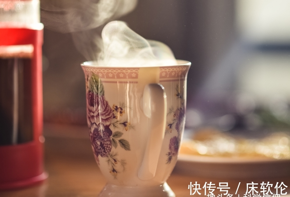 #趣味科普#一个偶然,姆佩巴发现热水比凉水结冰快,这是为什么?