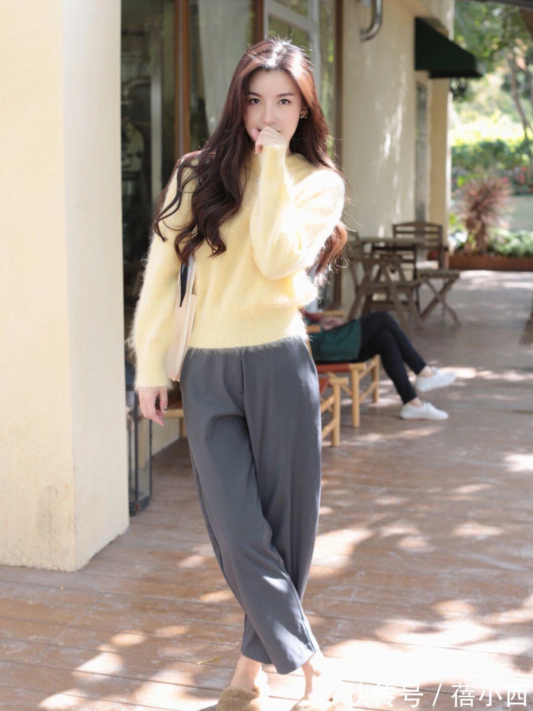 毛衣|春季还是穿“毛衣”最优雅,配裤子和半身裙,都比你想象中更时尚